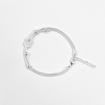 Bracciale impossible knot